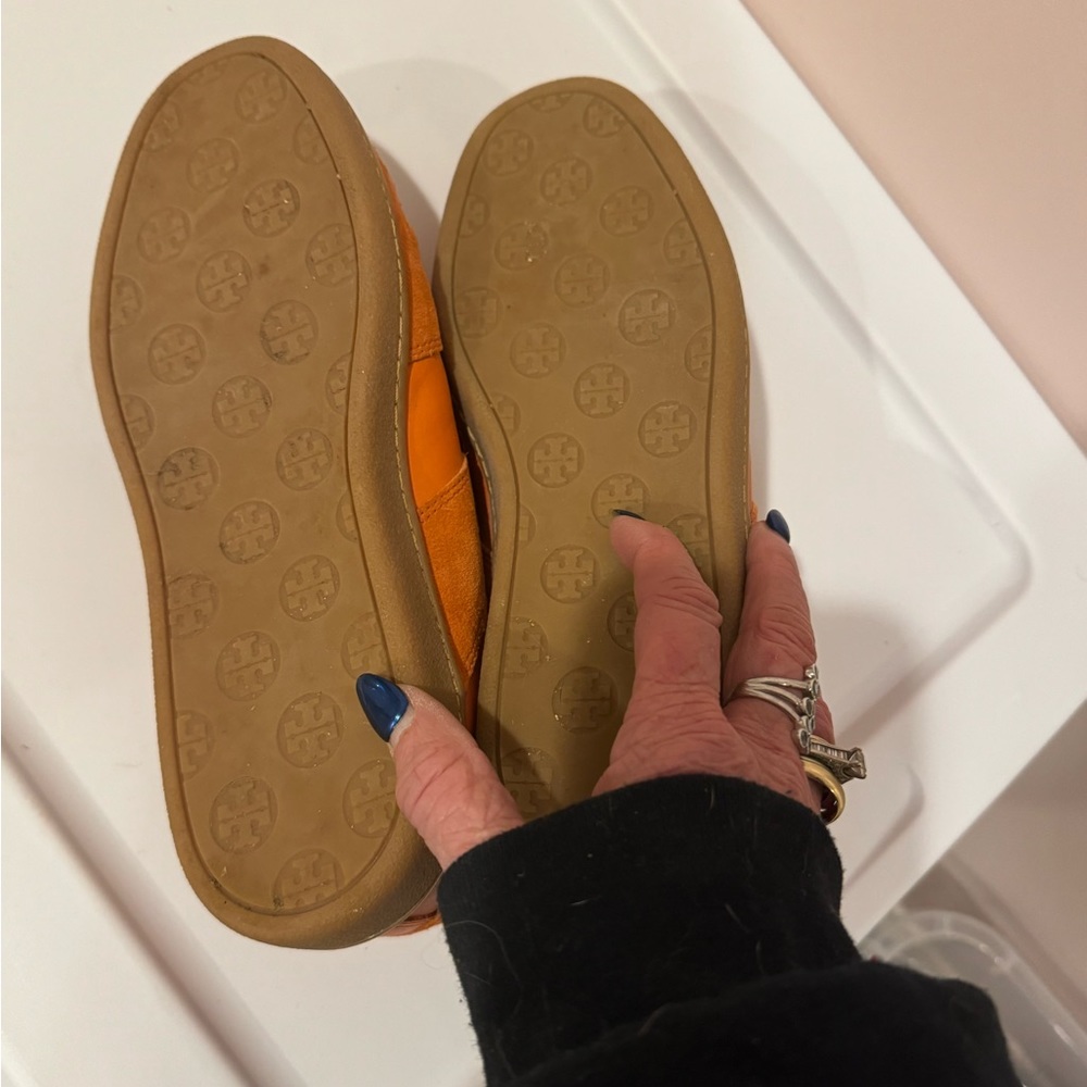 Vintage Tory Burch Orange Leather Sneakers Retro low profile slim cool - Picture 3 of 3